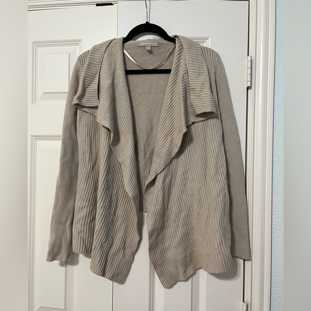 Banana Republic open front wool cardigan in beige